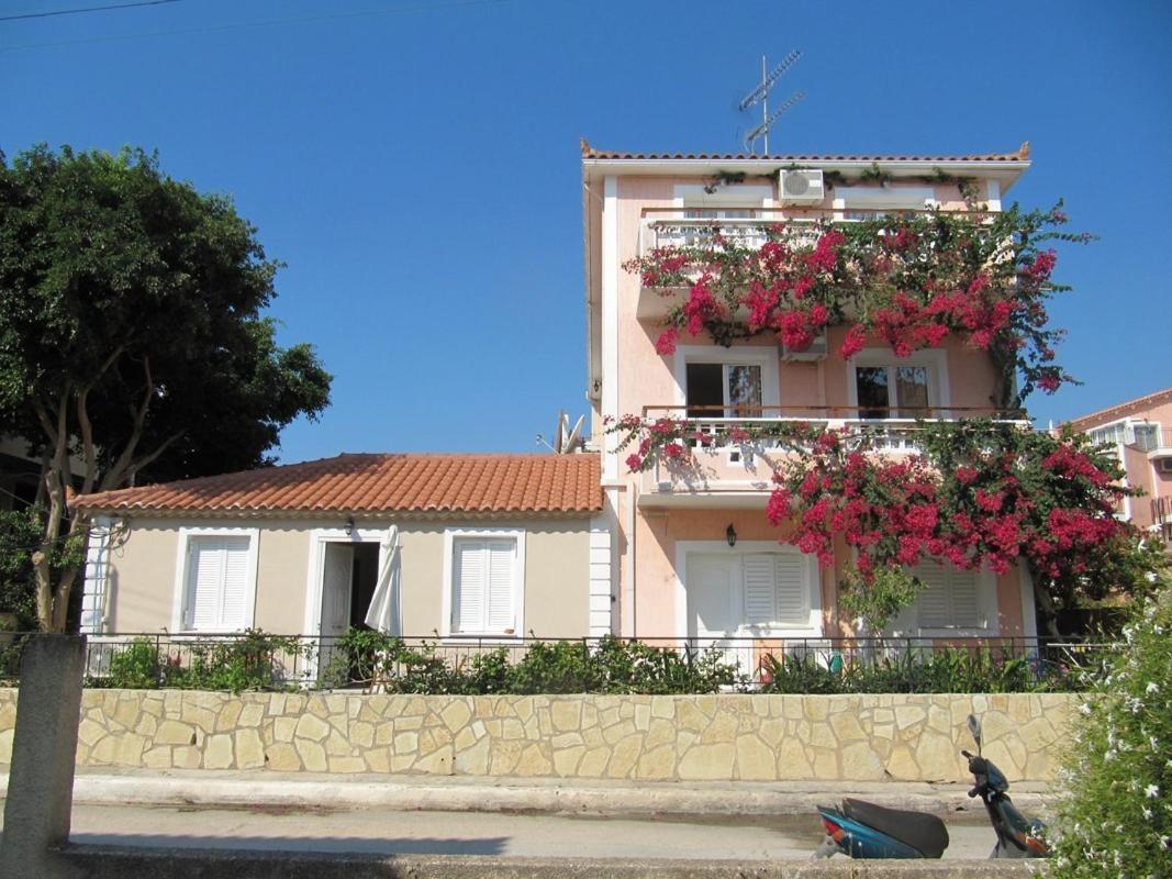 Theodora Studios & Apartments Skala  Екстериор снимка