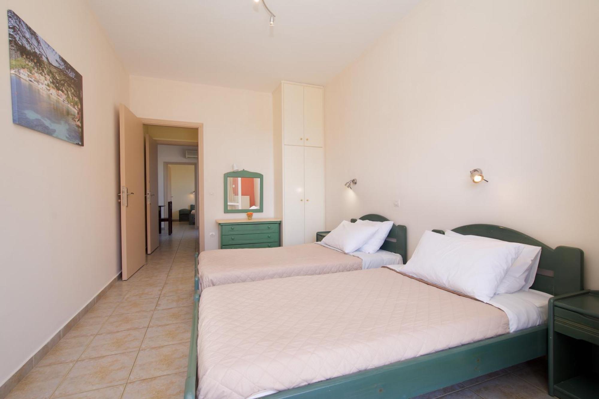 Theodora Studios & Apartments Skala  Екстериор снимка