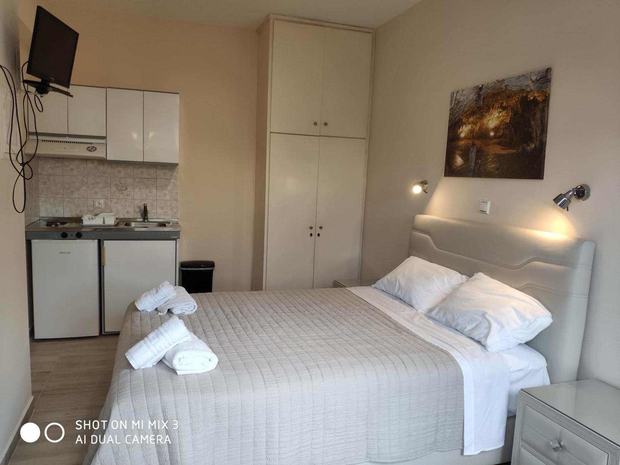 Theodora Studios & Apartments Skala  Екстериор снимка