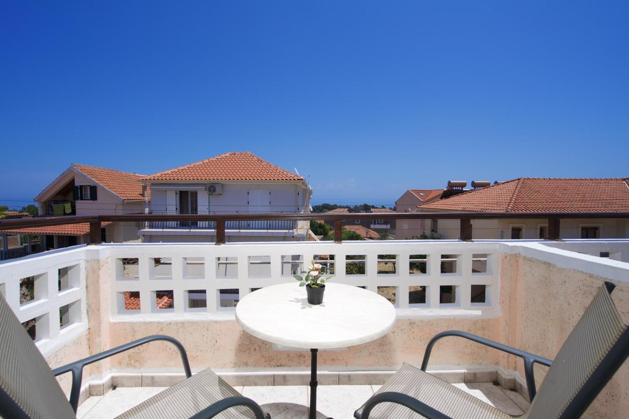 Theodora Studios & Apartments Skala  Екстериор снимка