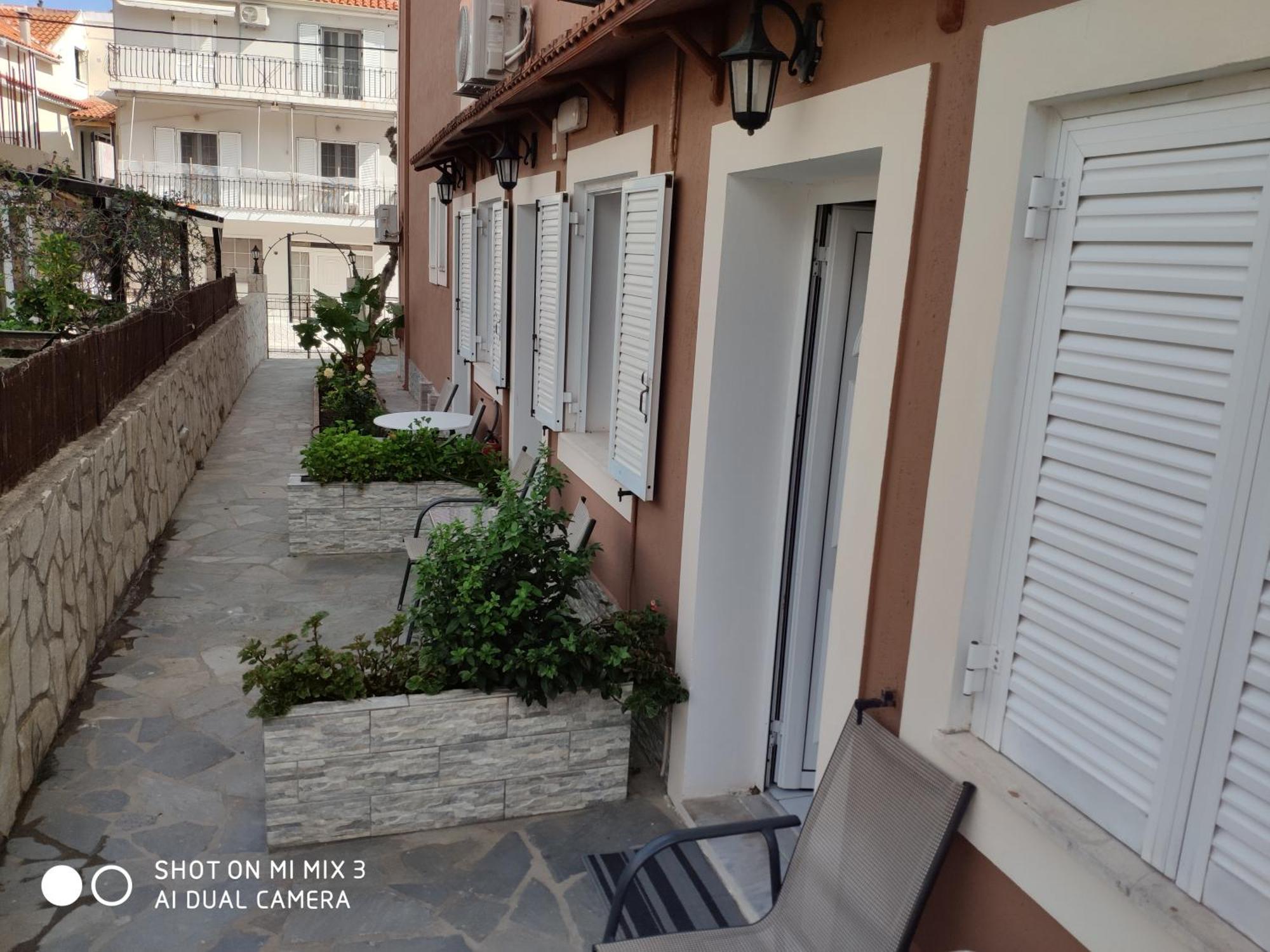 Theodora Studios & Apartments Skala  Екстериор снимка