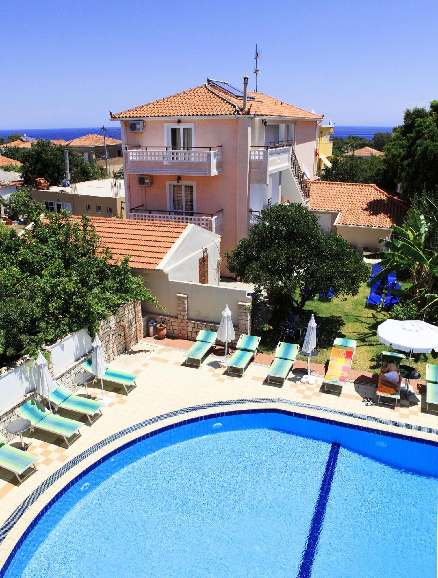 Theodora Studios & Apartments Skala  Екстериор снимка